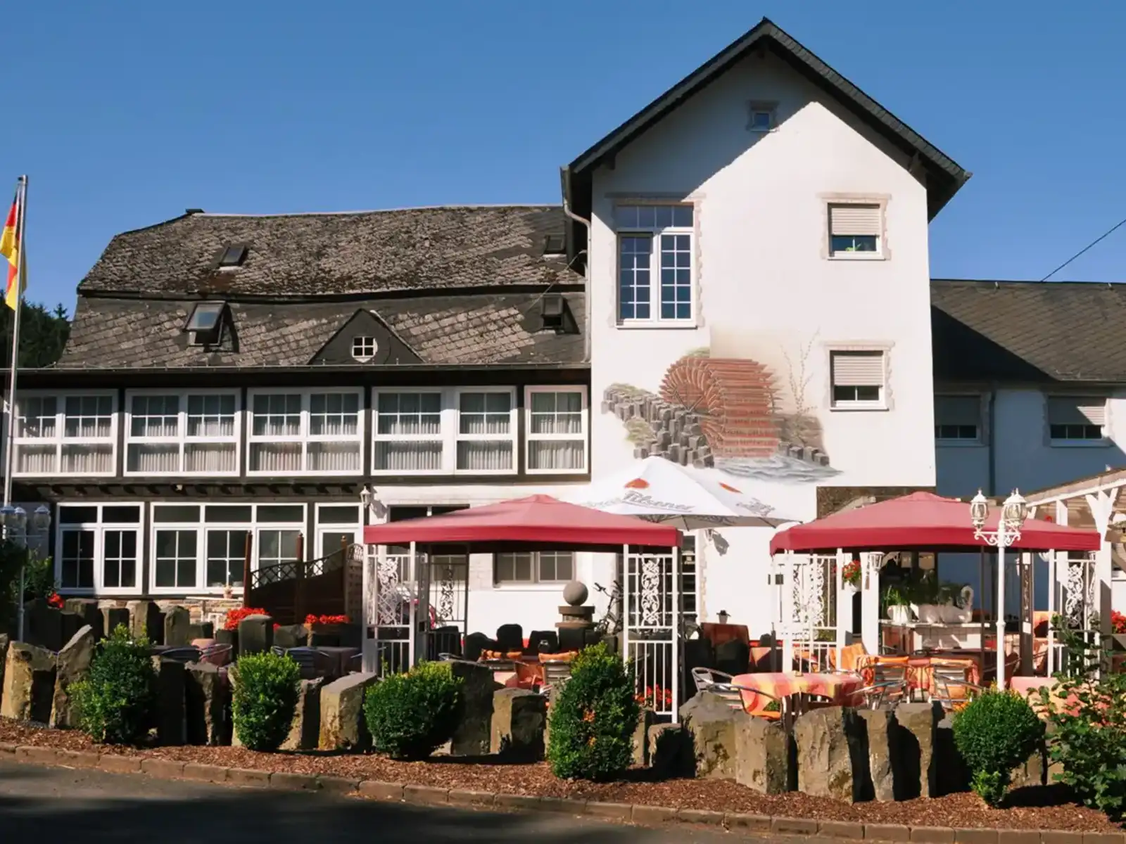 Historisches Landhotel Studentenmühle im Eisenbachtal